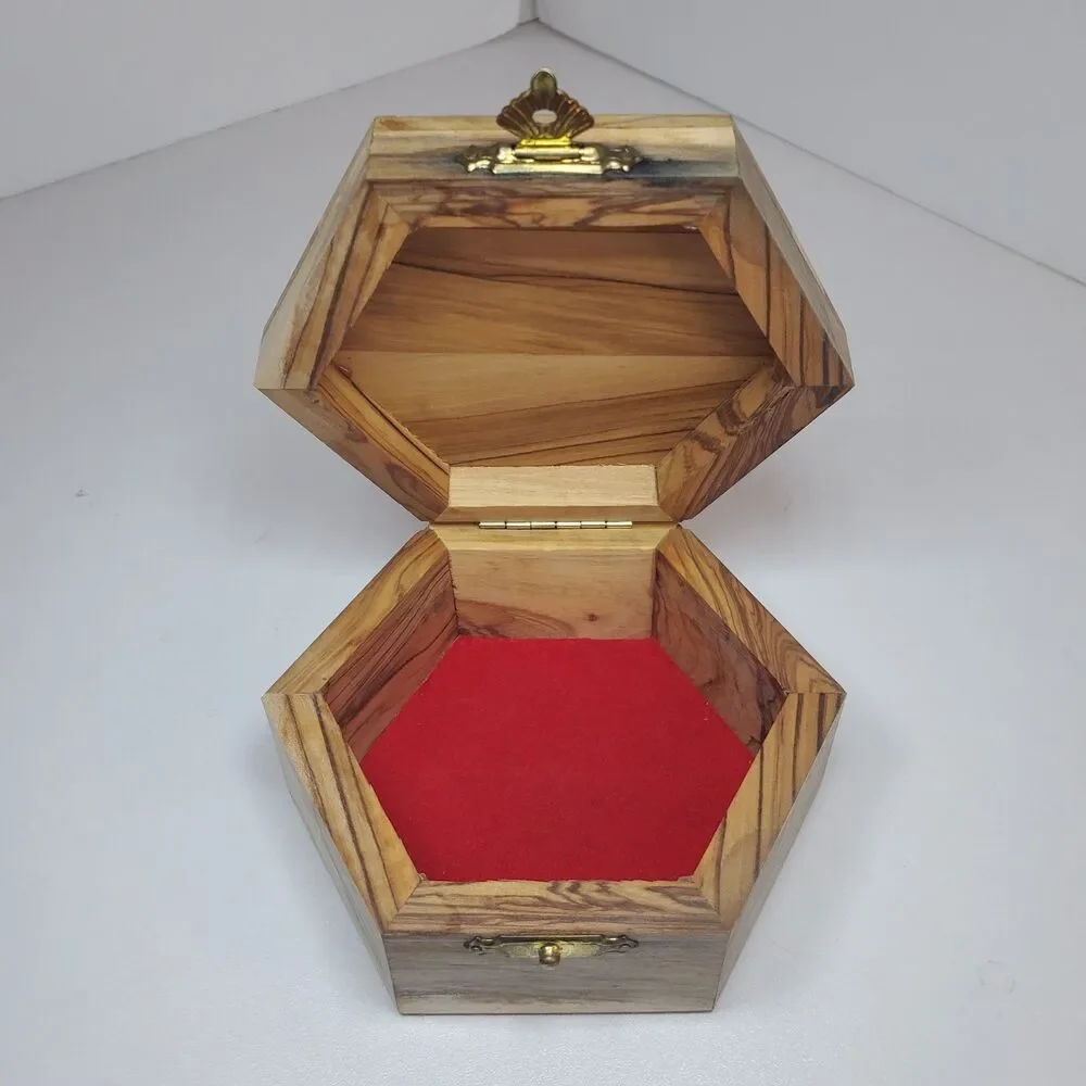 Wooded Jewelery Box With Attached Lid Carved Hummingbird Velvet Lined 4